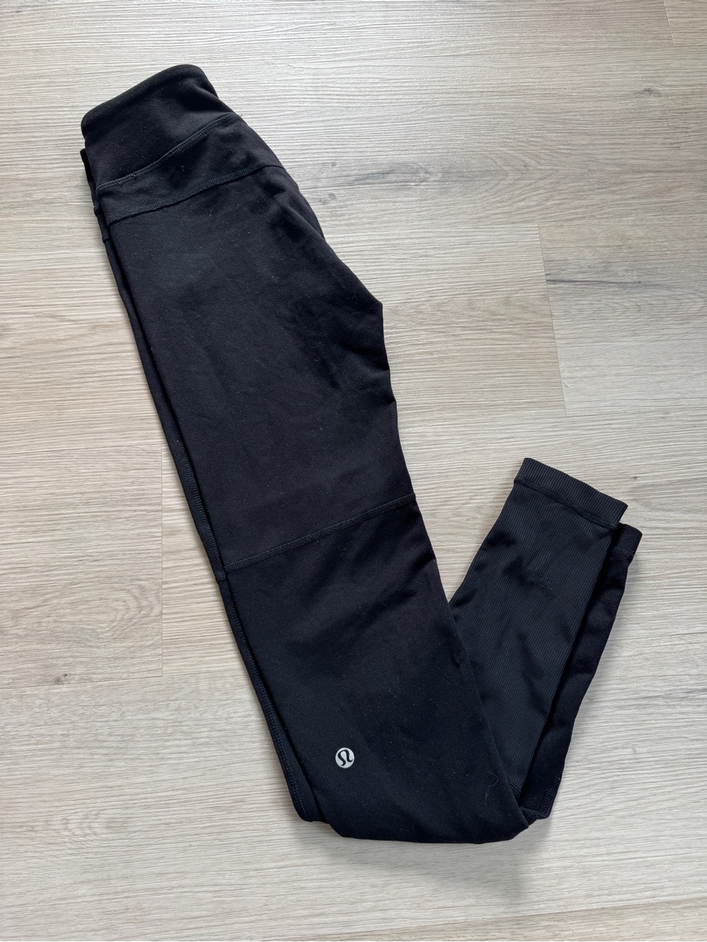 Lululemon Rare Discontinued black moto panel leggings
